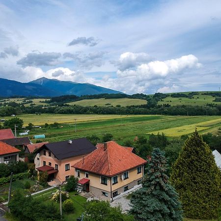 Chalupa V Zapadnych Tatrach Bobrovec Buitenkant foto